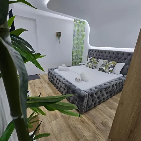 T Apartment