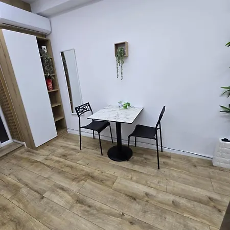 Apartment T